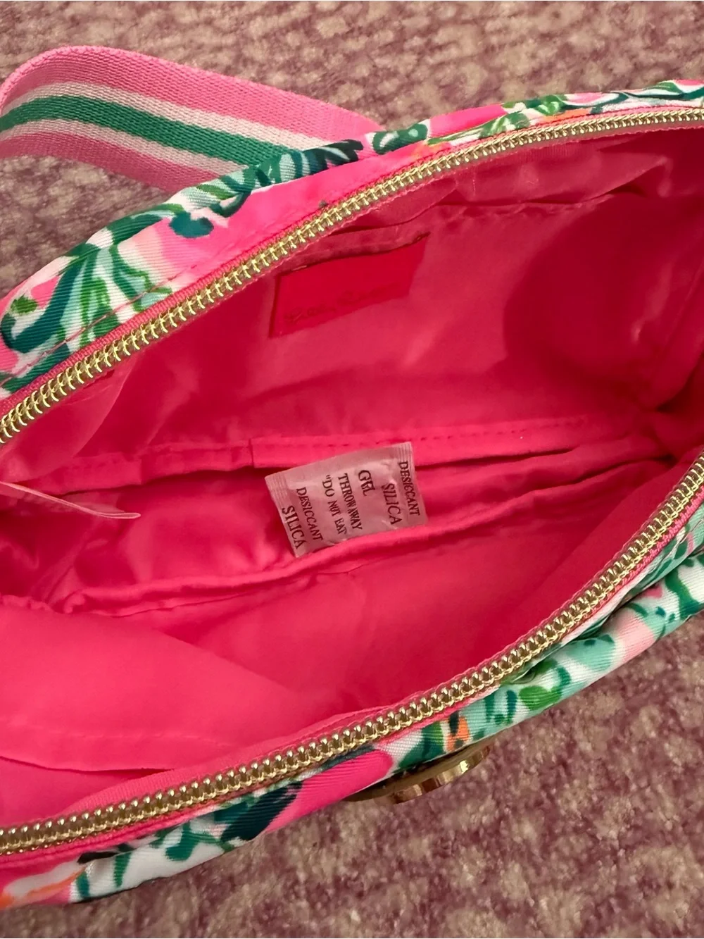 NWOT - Lilly Pulitzer Jeanie Belt Bag - Picture 5 of 9